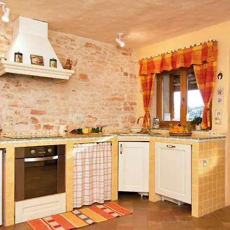 Lovely Home In Klarici With Kitchen *