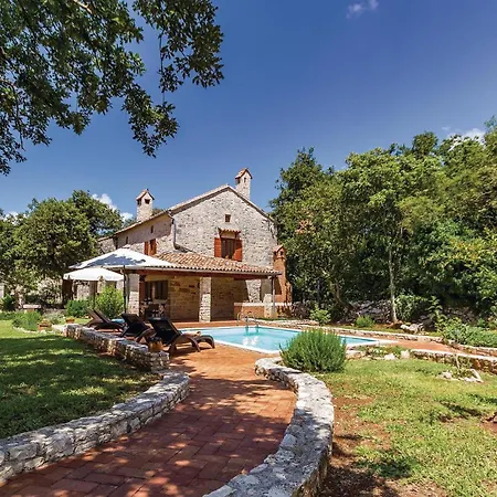 Lovely Home In Klarici With Kitchen Holiday home Jursici