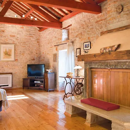 Lovely Home In Klarici With Kitchen Jursici