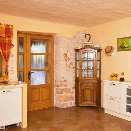 Lovely Home In Klarici With Kitchen Holiday home